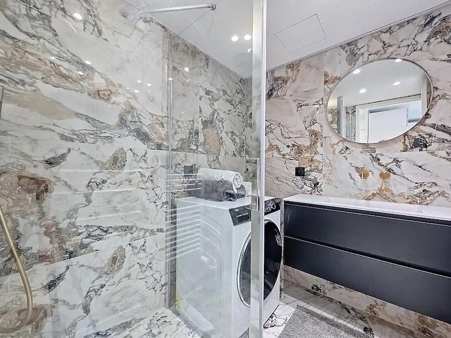 2 Pieces 35 M2 + 1 Veranda Antibes Apartment